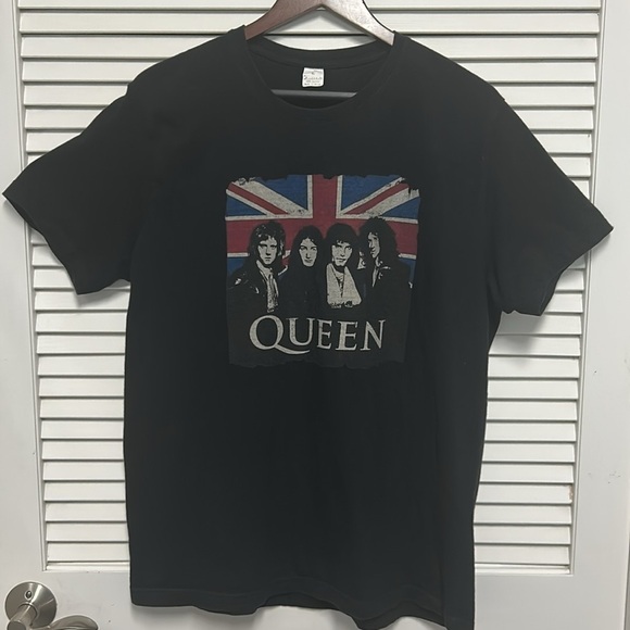 Queen and Led Zeppelin Graphic T-Shirts - Picture 3 of 3